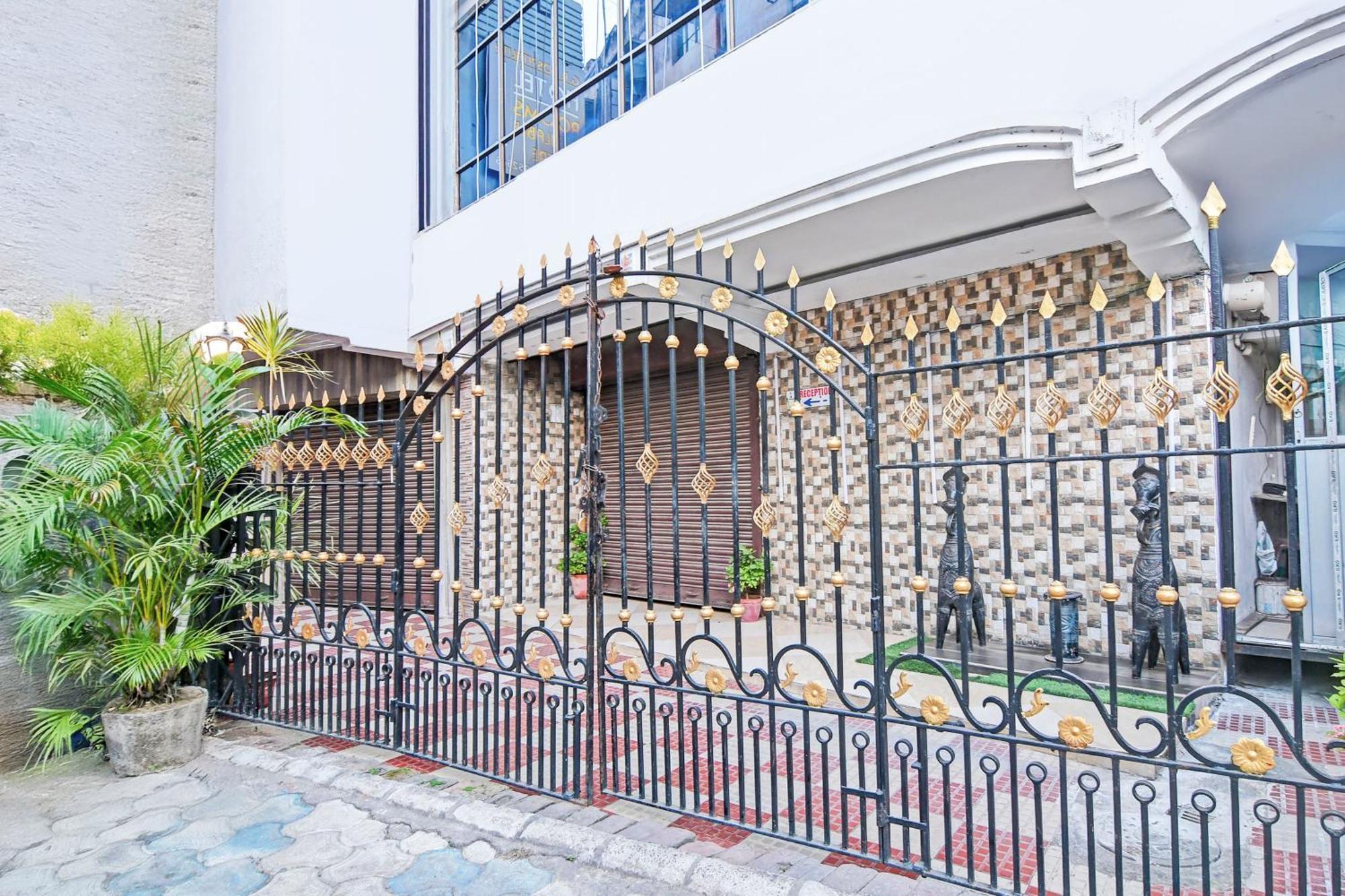 Super Hotel O Baguiati Nager Bazaar Exterior foto
